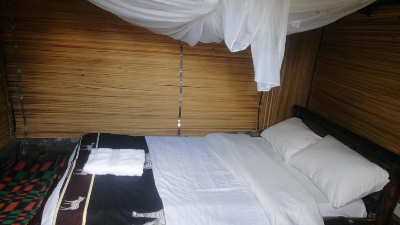 Lillypond Camp Hotel Elmenteita Ngoại thất bức ảnh