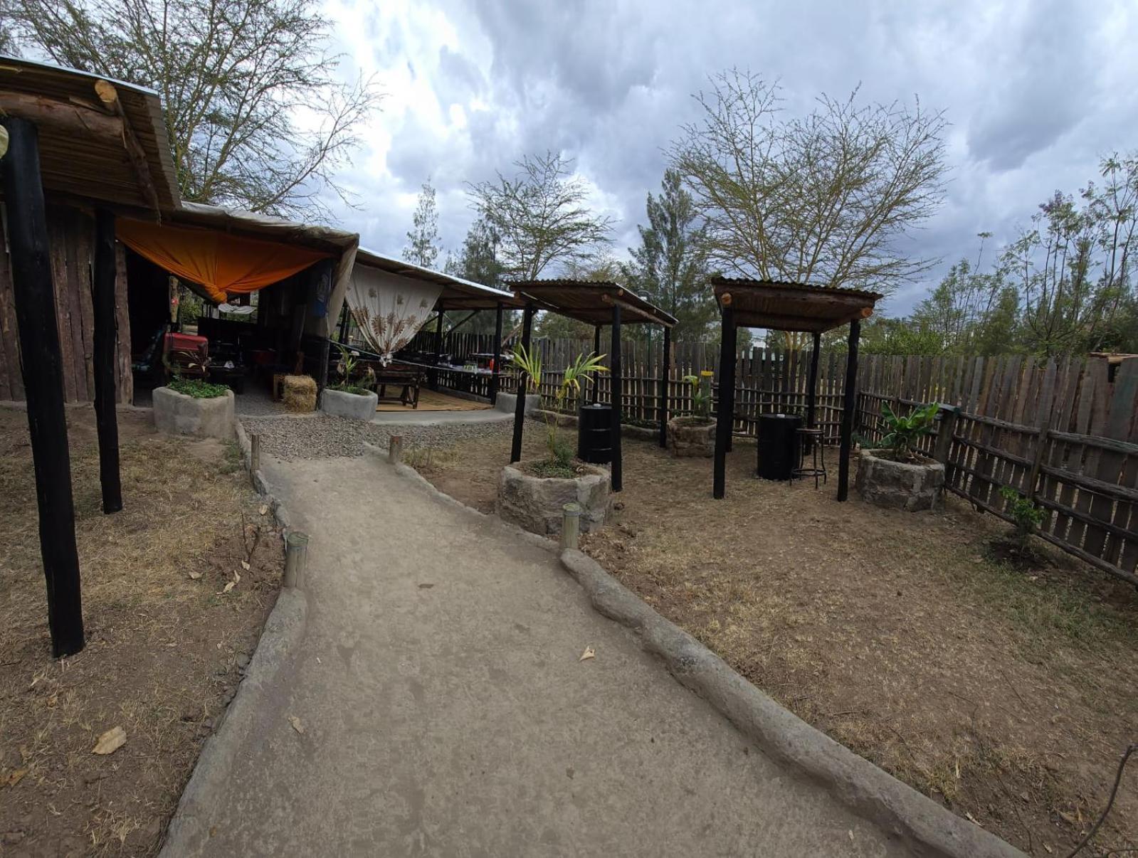 Lillypond Camp Hotel Elmenteita Ngoại thất bức ảnh